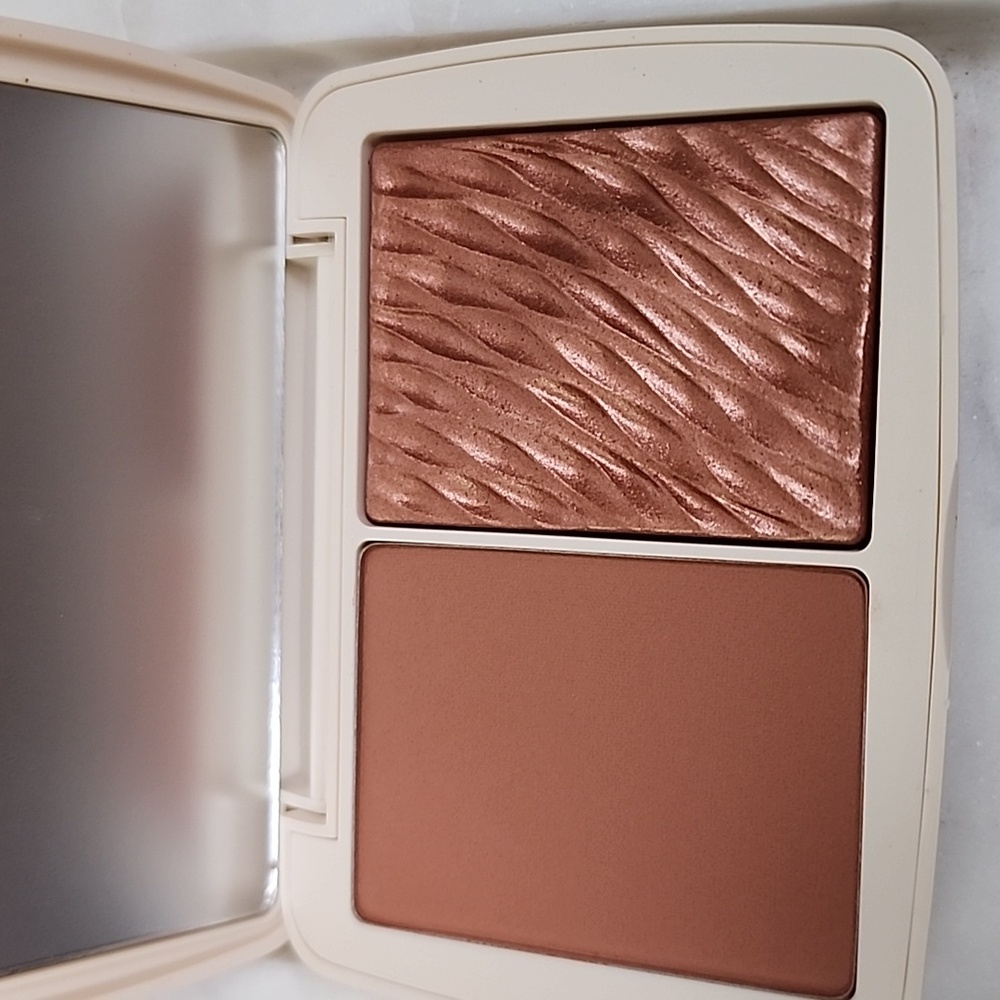 NIB Cover FX Monochromatic Bronzer Duo in Suntan‎ Bronze